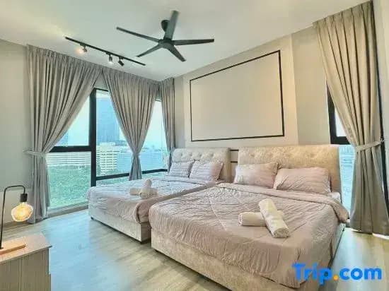 Midvalley Southkey Mosaic 3BR Suite Premium Stay by Jfive - photo 2