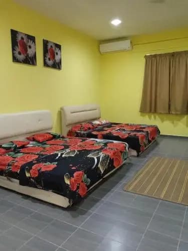 Merkang Guesthouse Pasir Puteh - photo 3