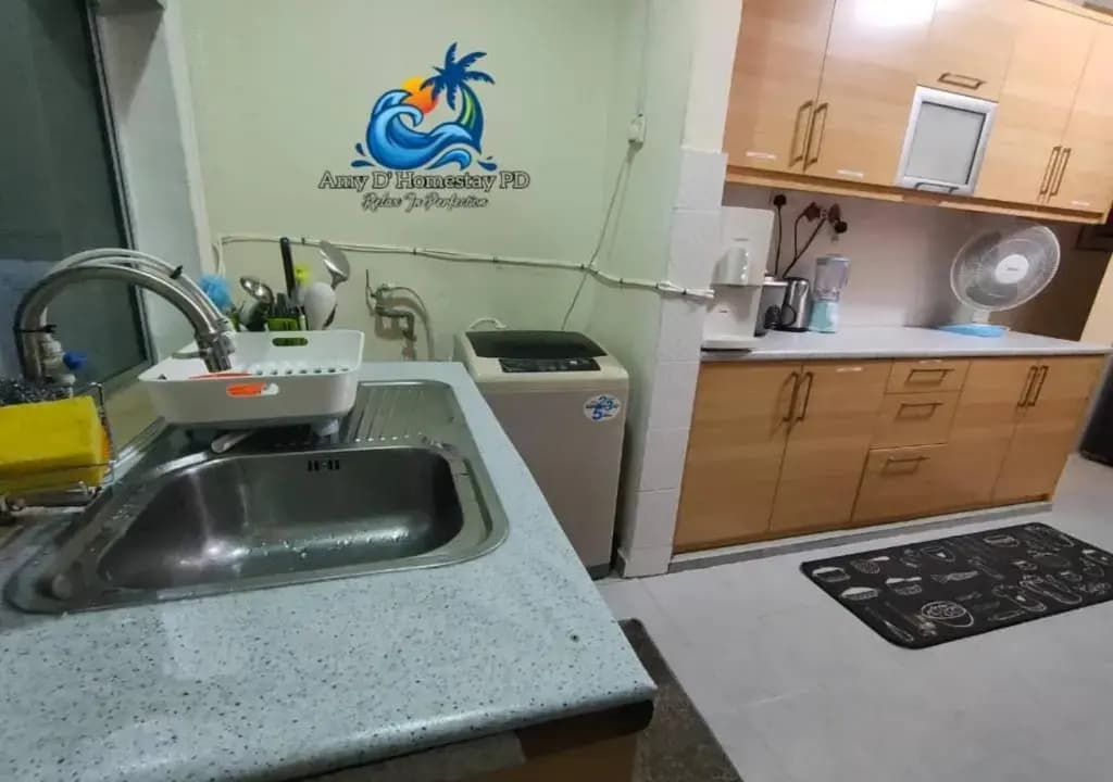 Amy D Homestay Nearby Beach - photo 24