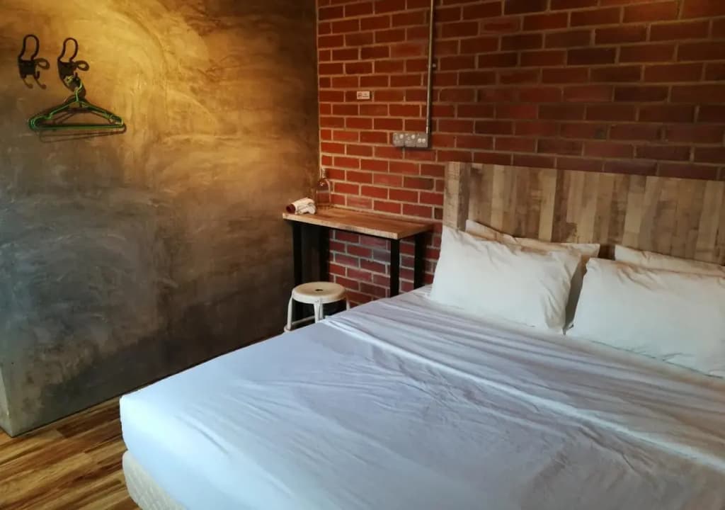 The Rise Room - photo 3