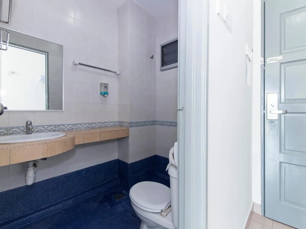 S2 Hotel - photo 8