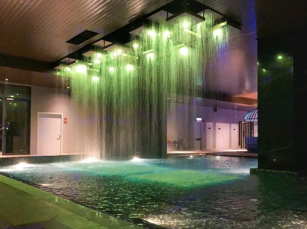Expressionz Professional Suites by Luxurious Lifestyle Living - photo 15