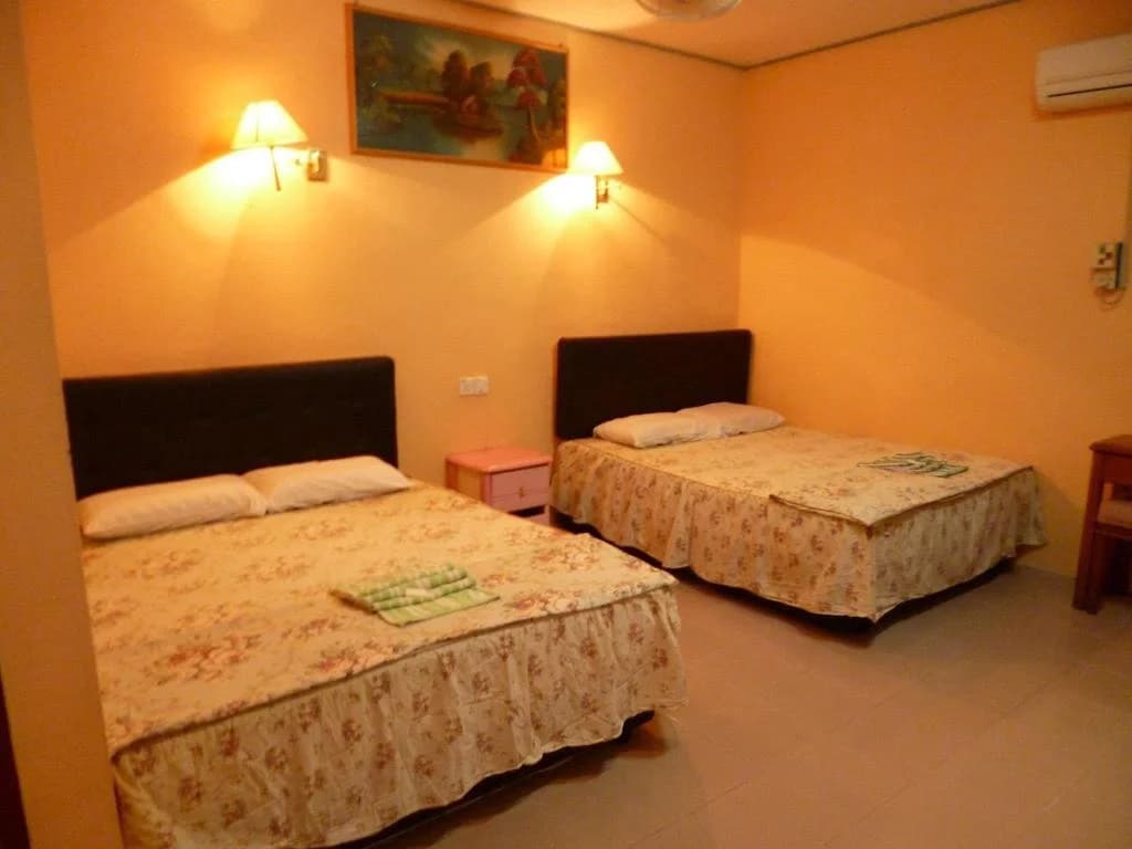 Grand Beach Motel - photo 2