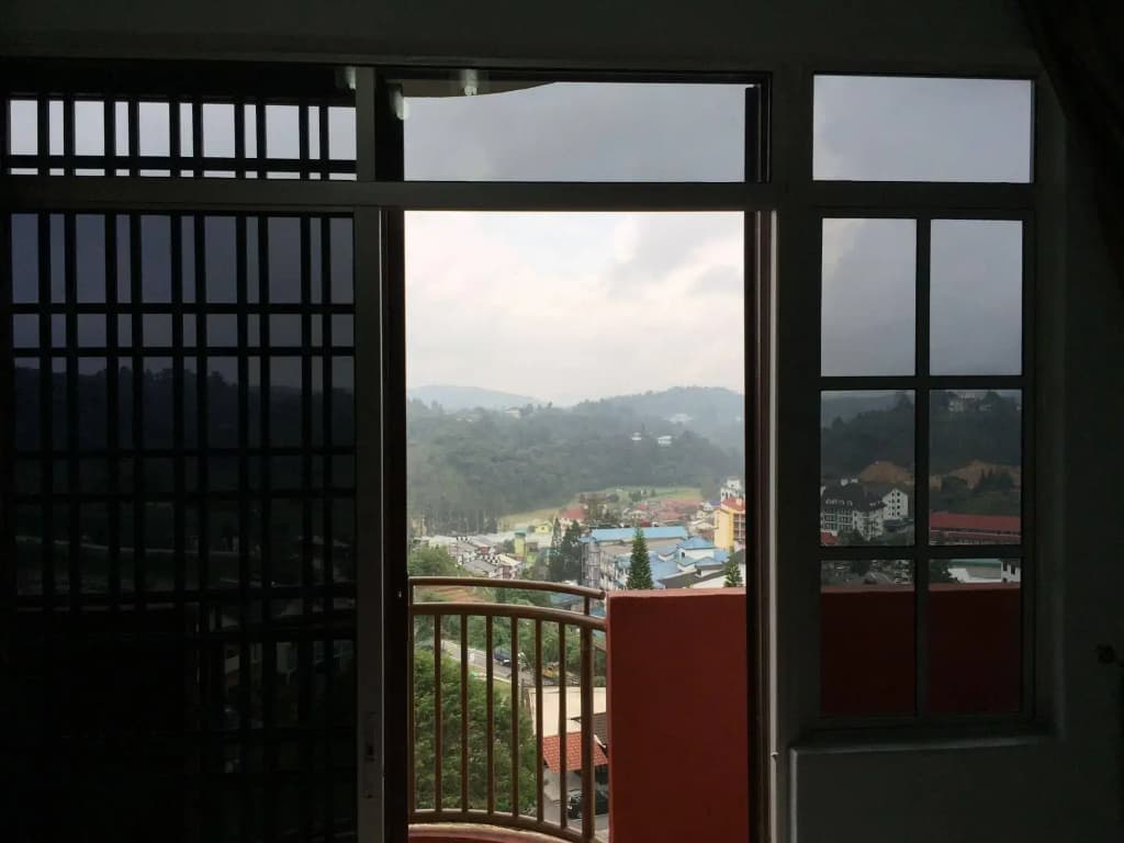 Cameron Pasar Malam Apartment at Crown Imperial Court - photo 6