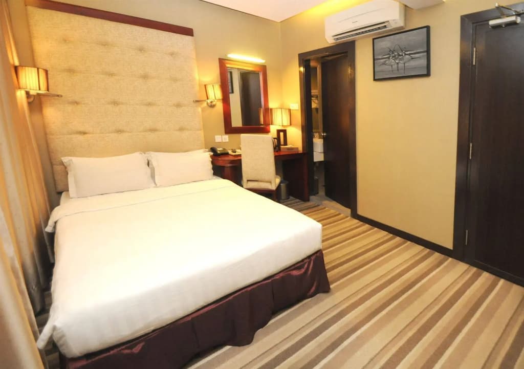 Celyn City Hotel - photo 7