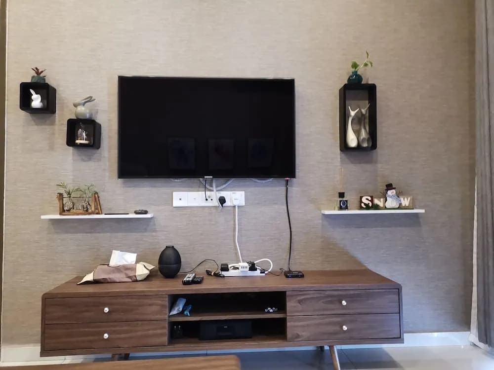5 Star Resort at Danga Bay - photo 2