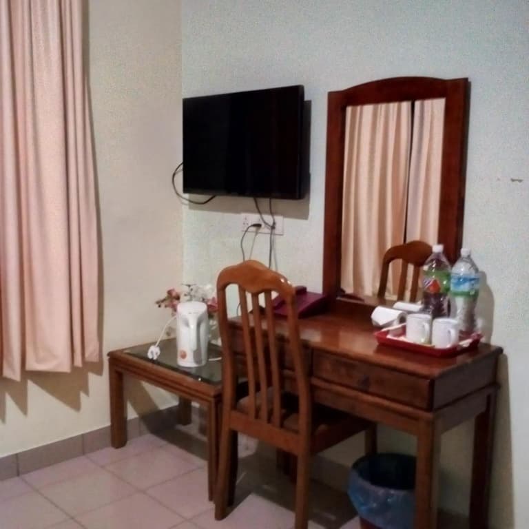 Century Hotel Inanam - photo 16