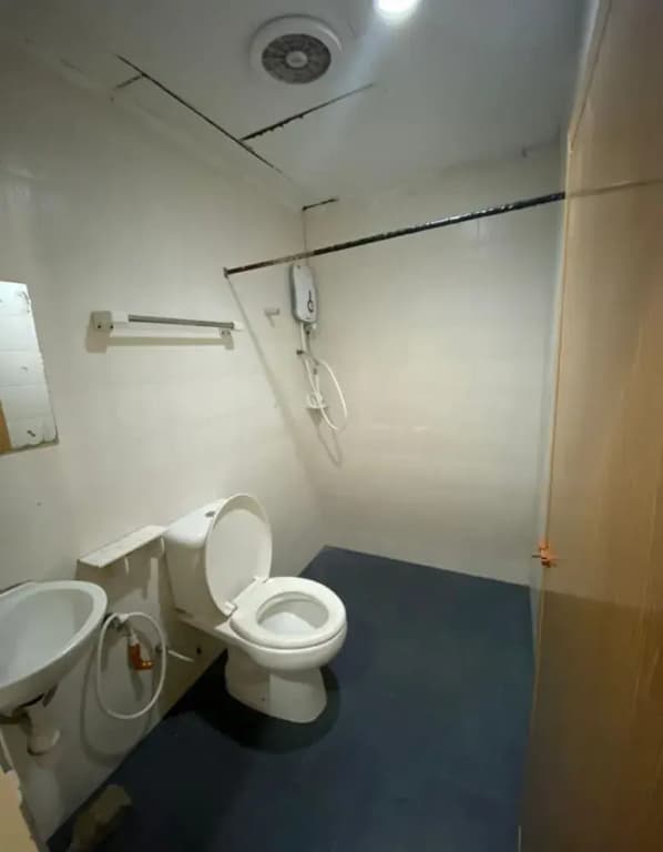 Charlie Langkawi Motel - photo 7