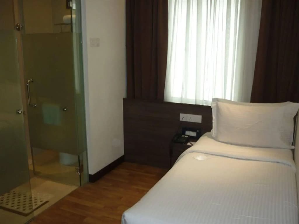 Frenz Hotel Kuala Lumpur - photo 5