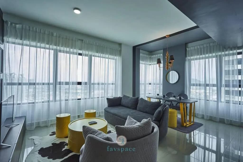 Insta-worthy Private Condo + Free 2 Parkings - Jalan Ampang - T1 - photo 2