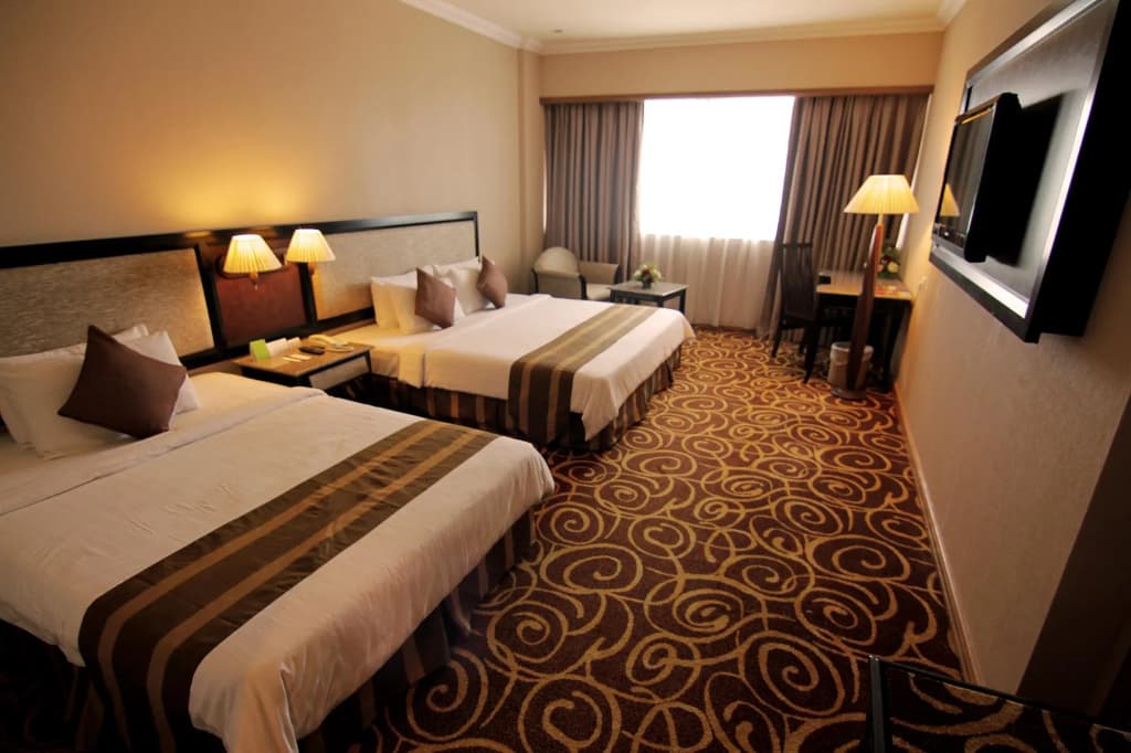 Mega Hotel Miri - photo 34