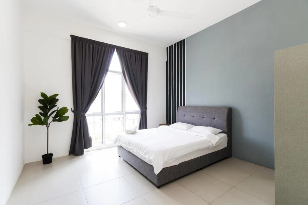 Dreamscape Apartment @ Golden Hills - photo 3