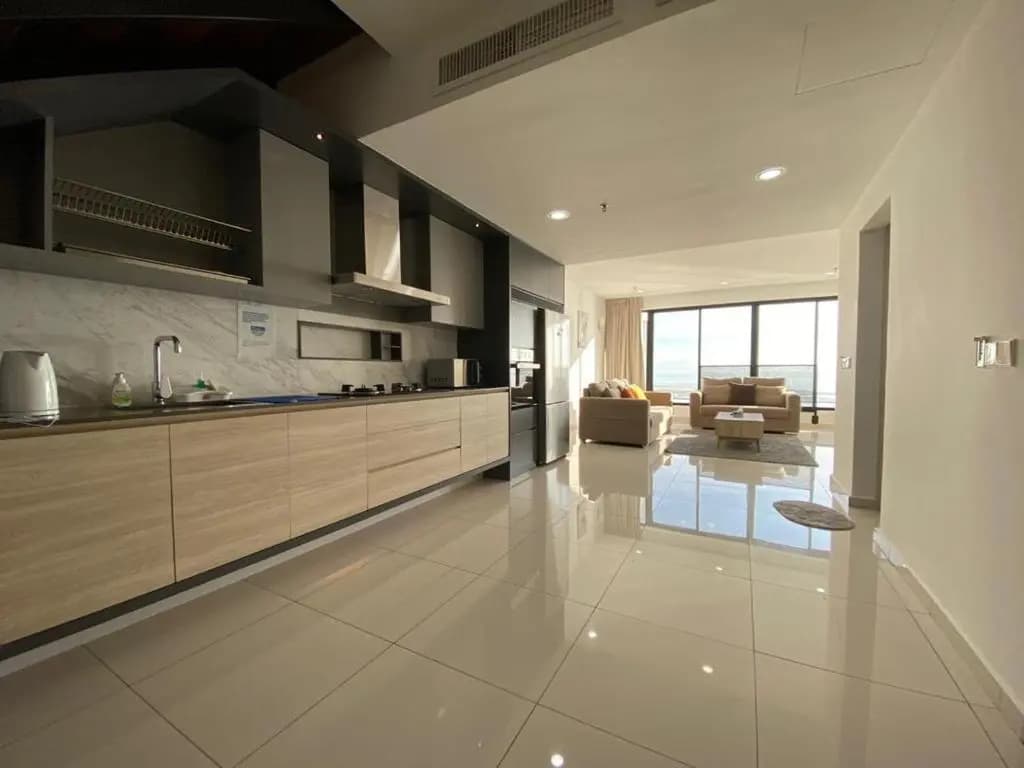 Sunrise Gurney Beautiful Sea or City view Duplex 2BR - photo 6