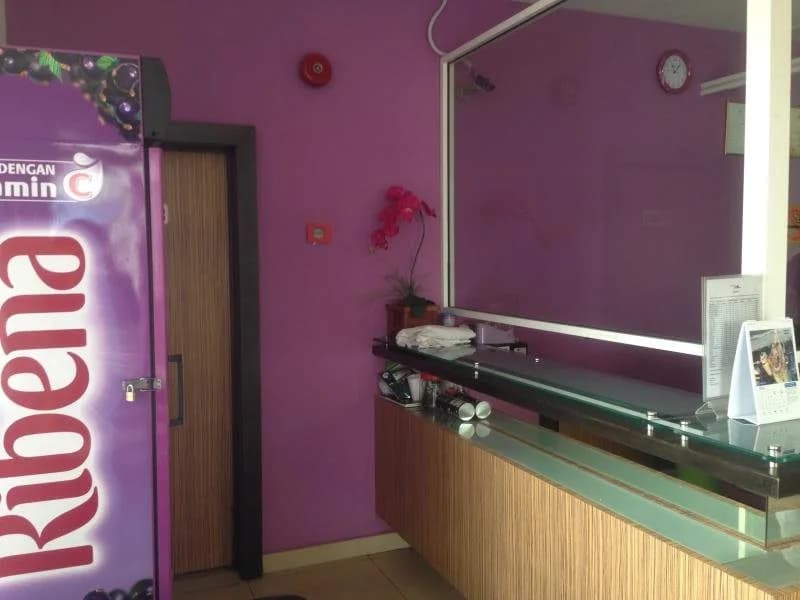 YL Hotel - photo 1