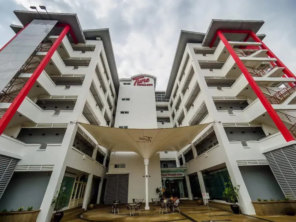 Tune Hotel KLIA Aeropolis - photo 47