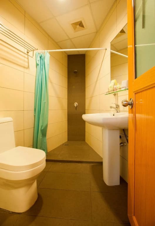 Leo Express Hotel - photo 9