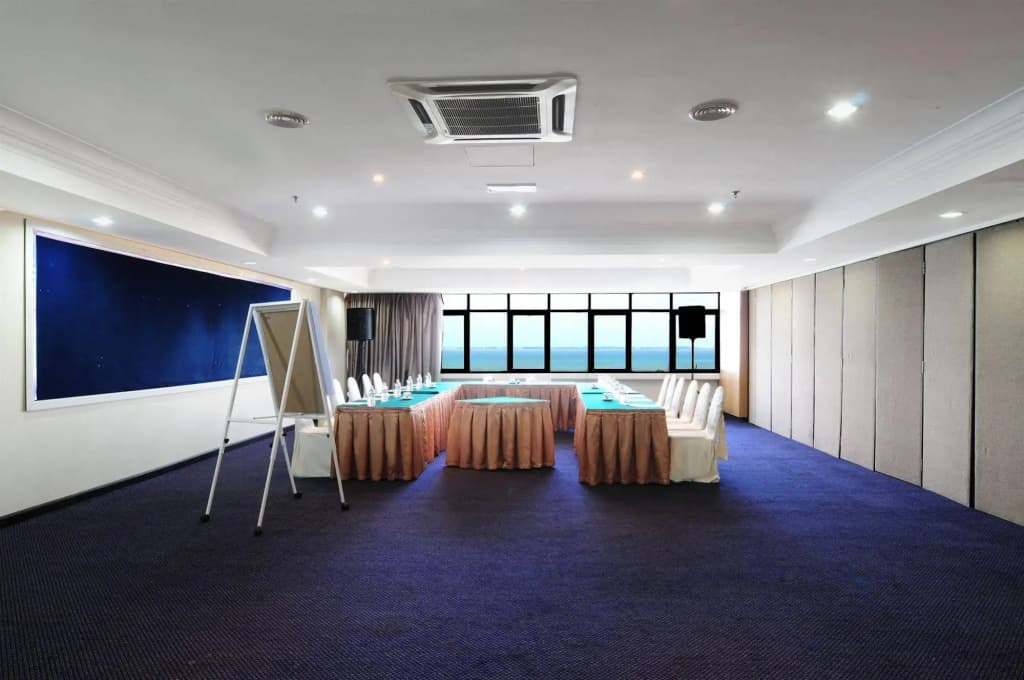 Hotel Sentral Seaview Penang @ Beachfront - photo 19