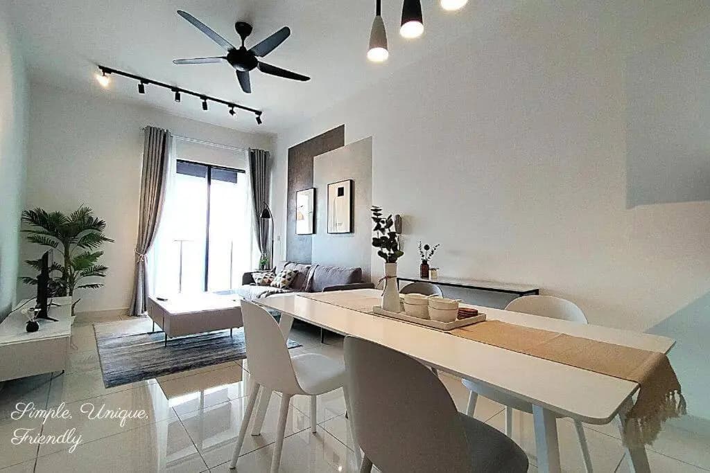 Awesome Designer Suite 3-Beds Near TRX KLCC, Next to IKEA - photo 19
