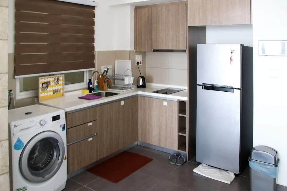 Victoria Home Sentrio Suites - photo 22