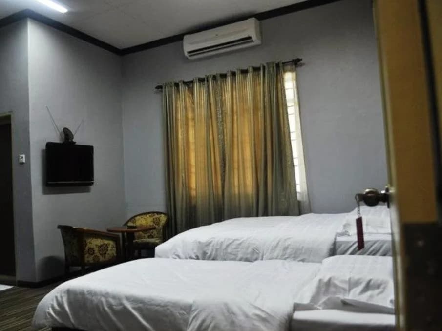 Saf Inn - photo 5