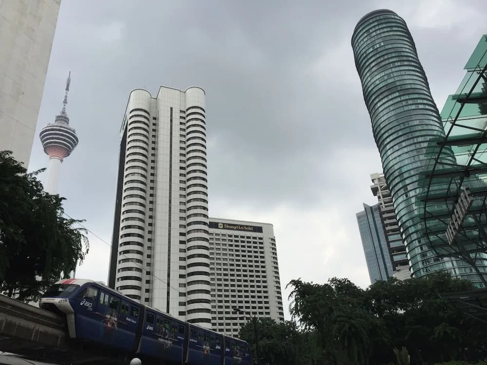 Vortex Suites KLCC by Luna - photo 42