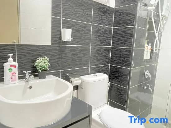 Platino Residence 1MinTo ParadigmMall 2-4pax - photo 2