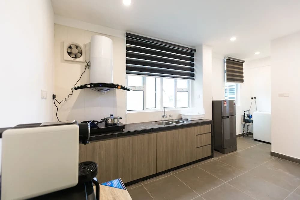 Spacious Seaview Suite - photo 12