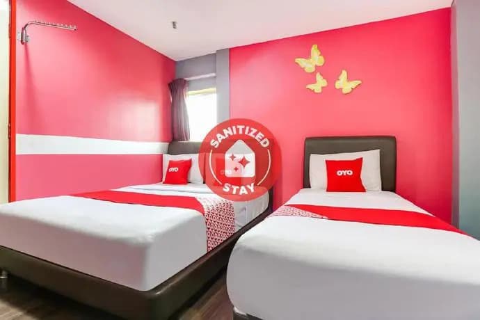 OYO 89639 1st Inn Hotel, Seksyen 20 - photo 1