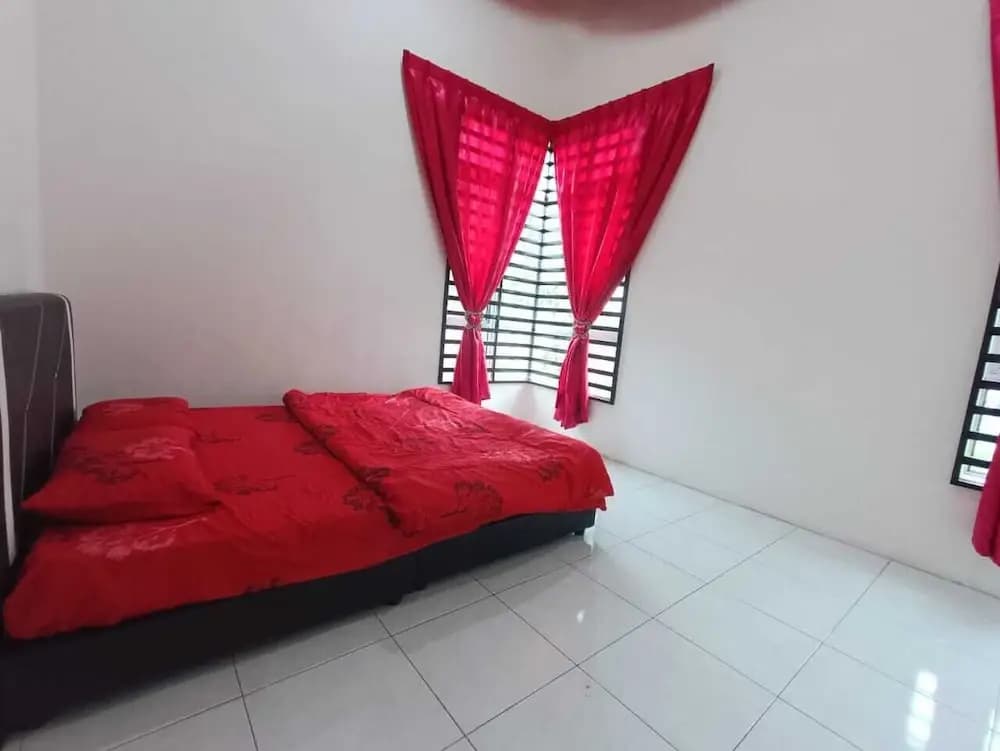 OYO Homes 90606 Casaria Cherating - photo 4