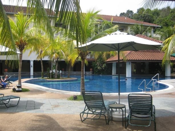 The Lanai Beach Resort - photo 6