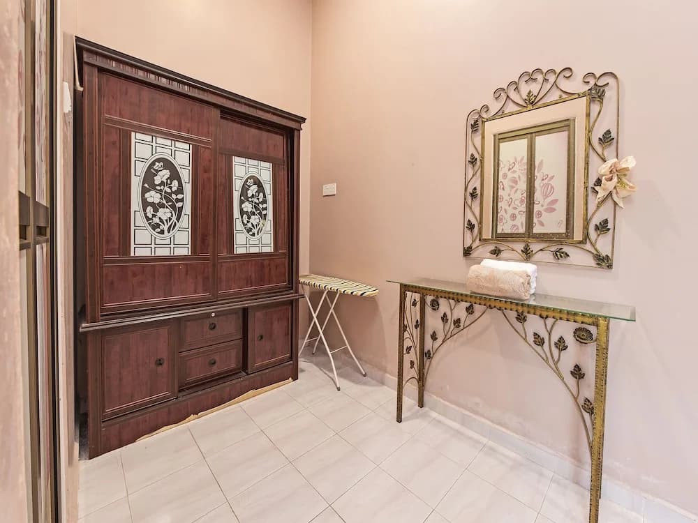 OYO Home 90448 Nurbayu Guest House - photo 9