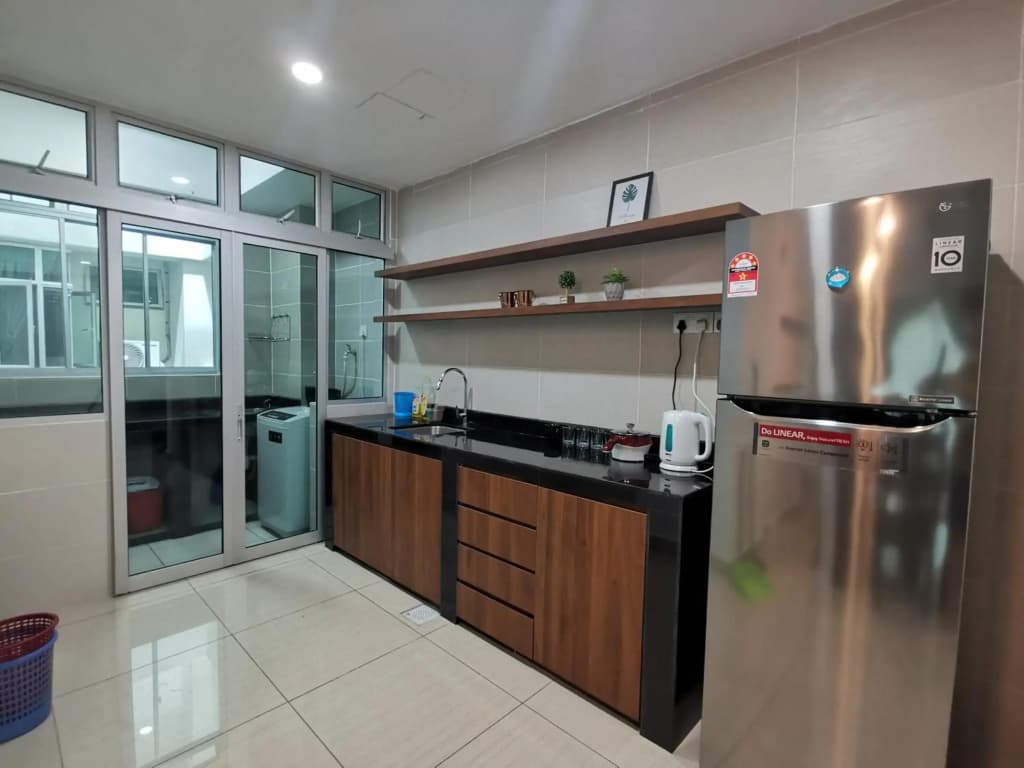 Mount Austin WIFI NETFLIX @HAUZ CINTA - photo 11