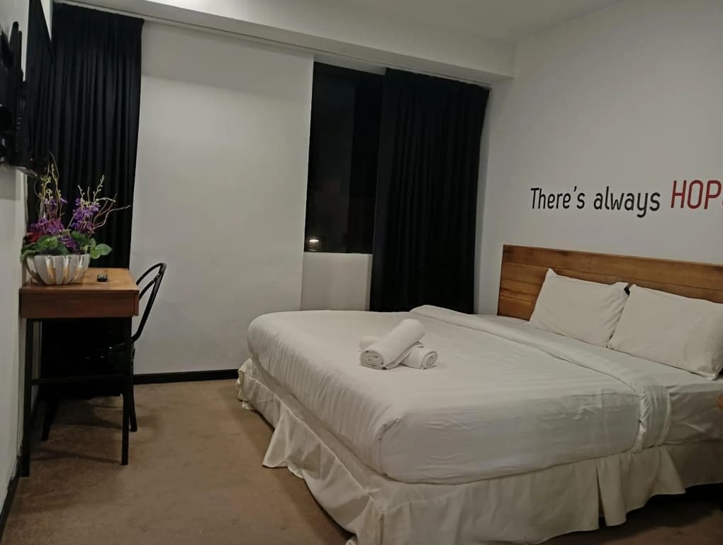 Hotel Regal Vista - photo 9