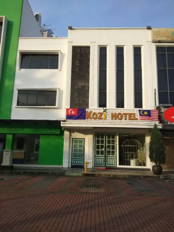 Hotel Zamburger Kozi Danga Bay - photo 4