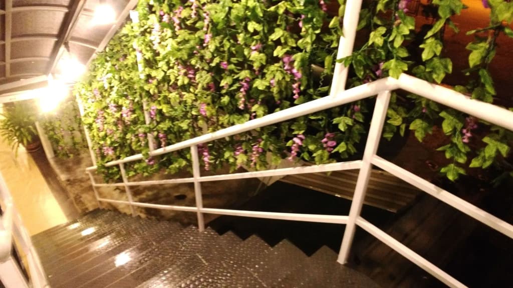 Apple 1 Hotel Gurney - photo 14