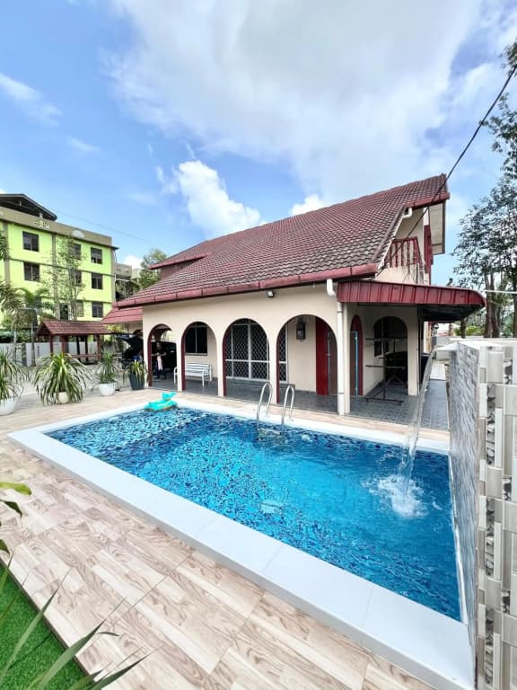 Teratai Homestay Batu Buruk - photo 23
