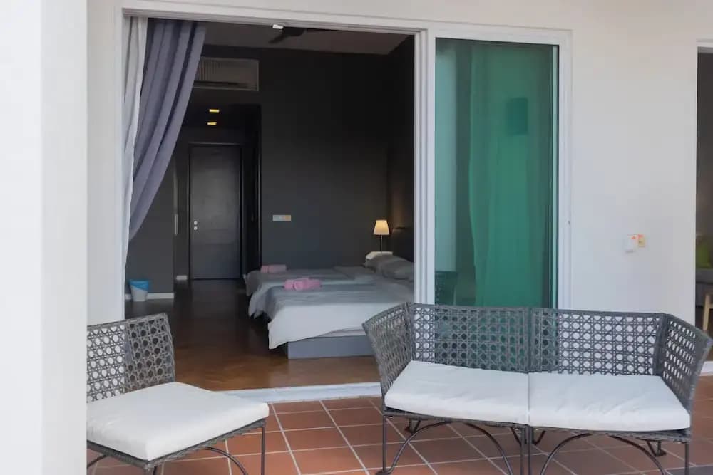 Straits Quay Waterside Suites - photo 18