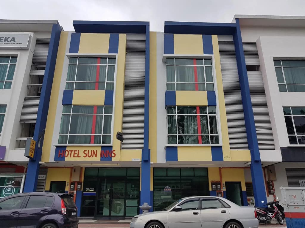 Sun Inns Hotel Ayer Keroh - photo 1