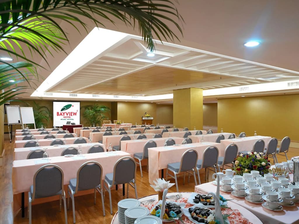 Bayview Hotel Melaka - photo 17