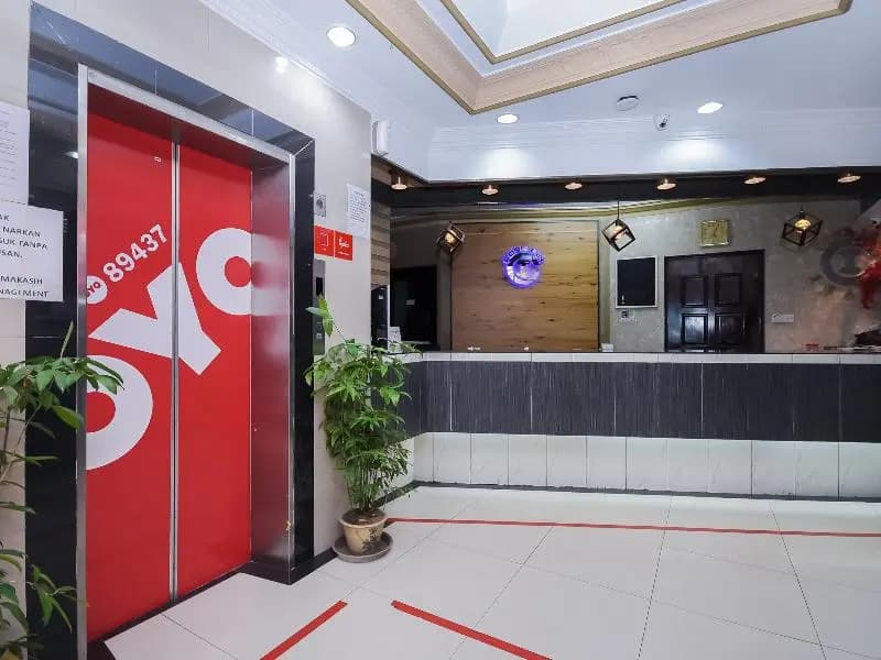 Cosy Inn by OYO Rooms - main photo