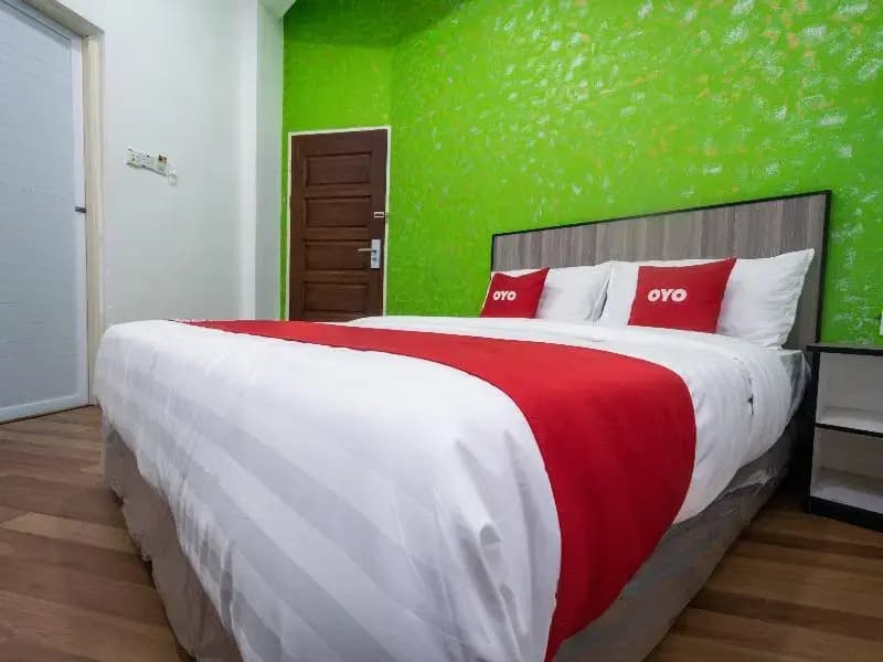 69 Room 4 Stay by OYO Rooms - photo 3