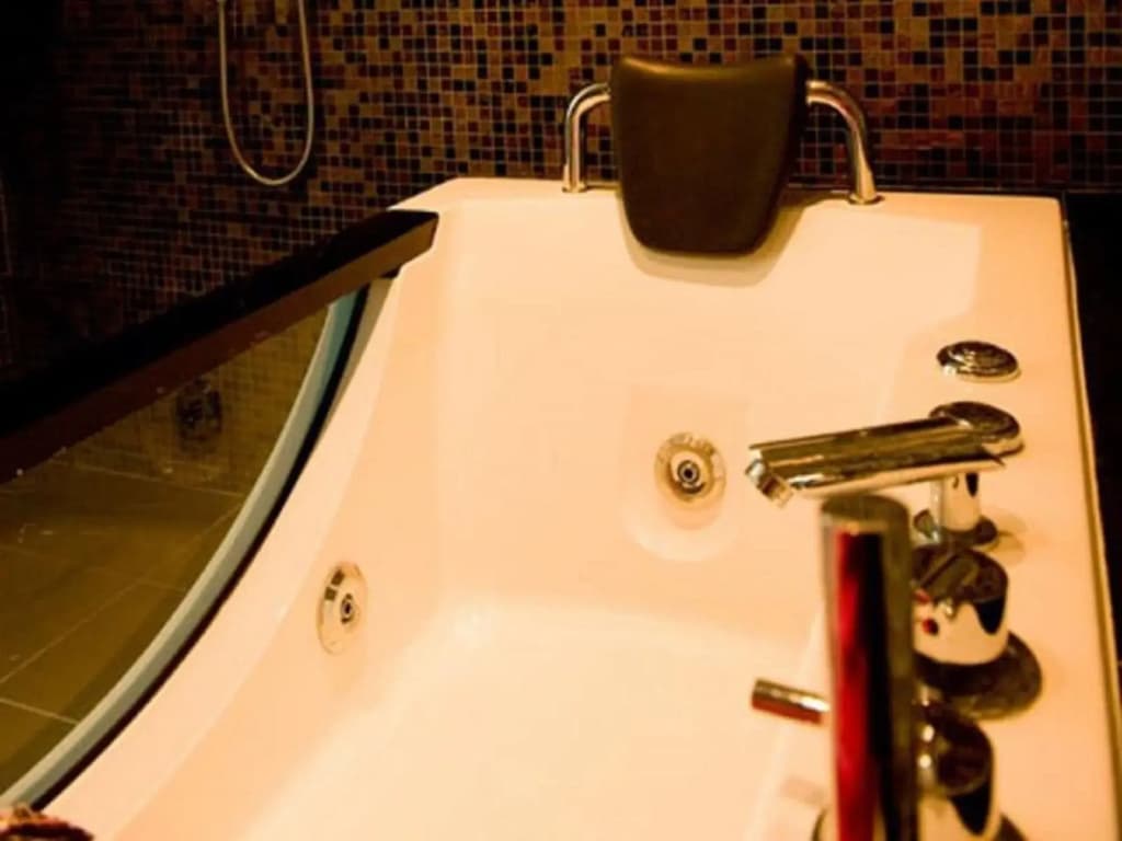 Hotel Sixty3 - photo 8