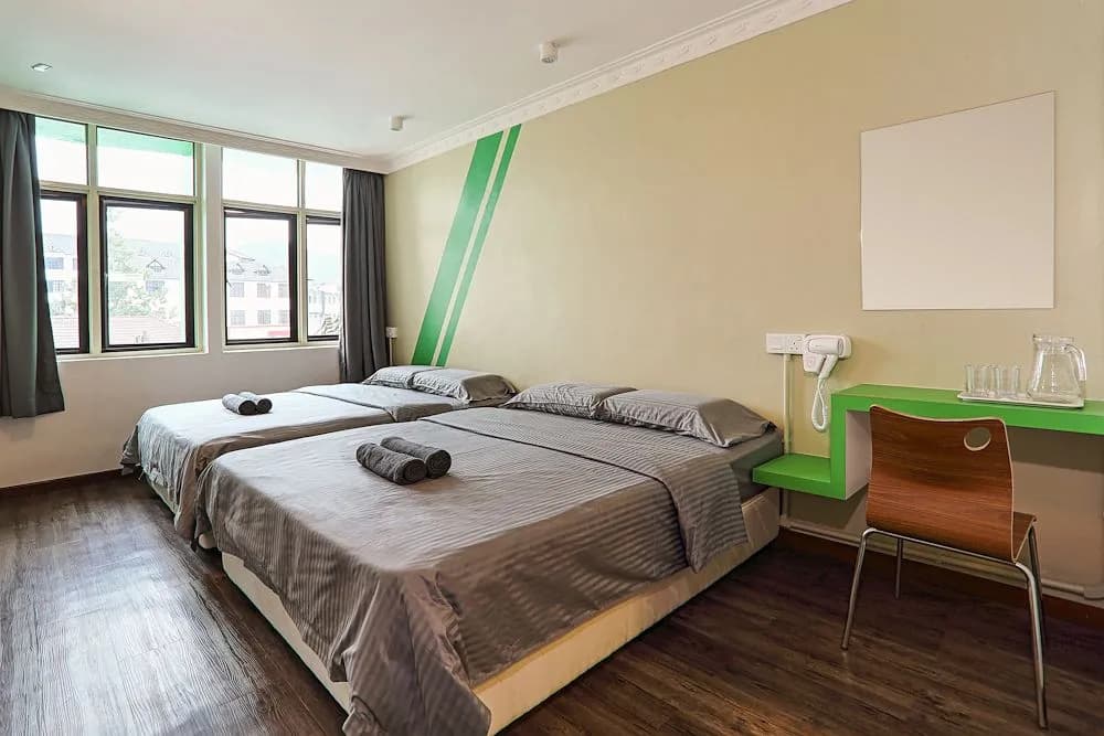 Parkland Express Hotel - photo 6
