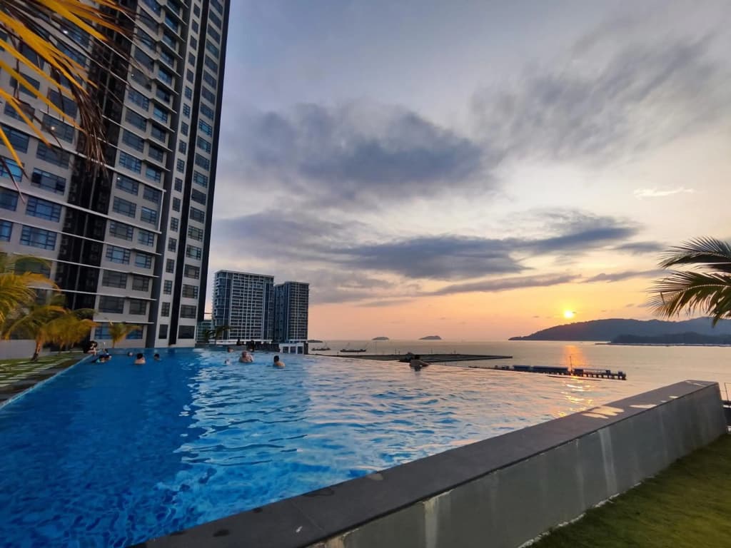 Jesselton Quay Suites - photo 18