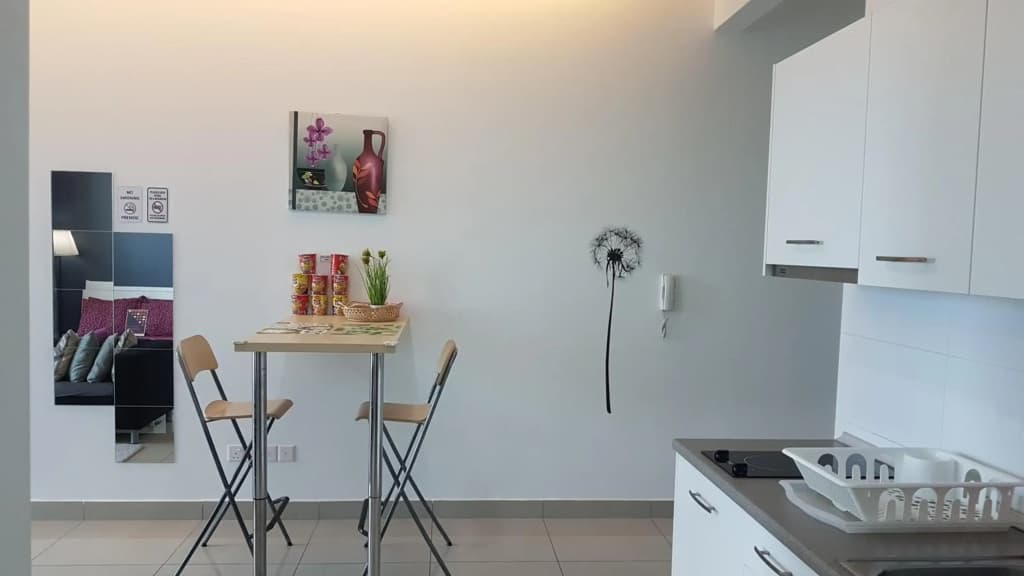 Cyberjaya Cybersquare Suite by Kroll Home2stay with UNIFI TV Wifi Studio Apt - photo 19
