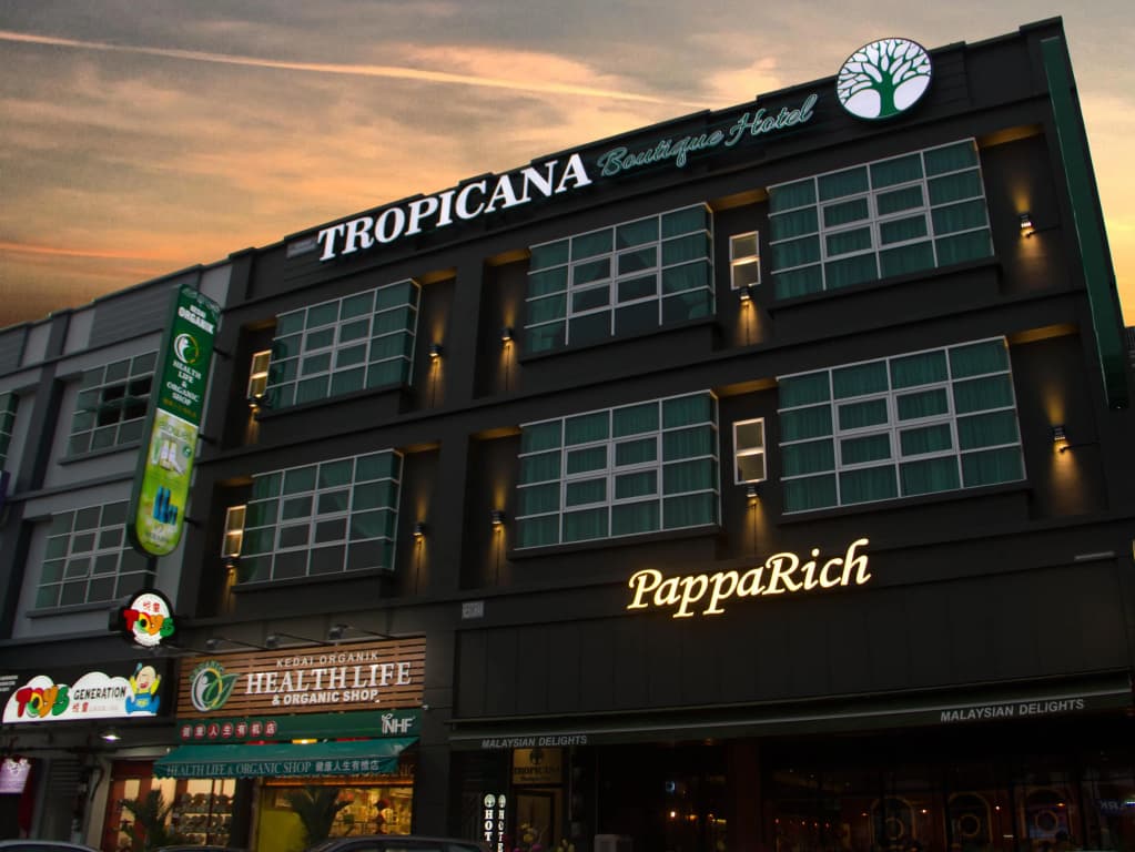 Tropicana Boutique Hotel - photo 1