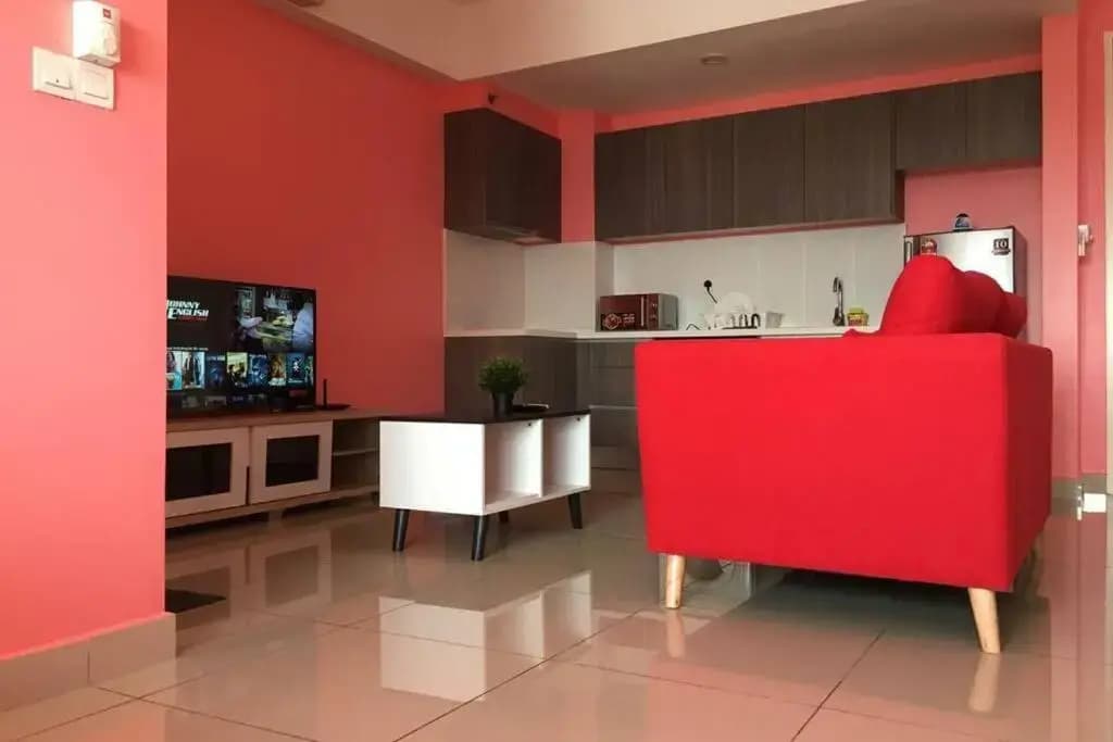 Amazing Lake view studio unit, Hyve,Cyberjaya, Free WiFi, Free Parking, Netflix, Pool - photo 17