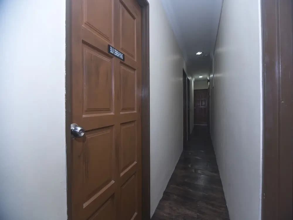 Oyo 11344 I Home Hotel - photo 12
