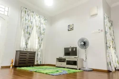 White Cottage Guest House - photo 4