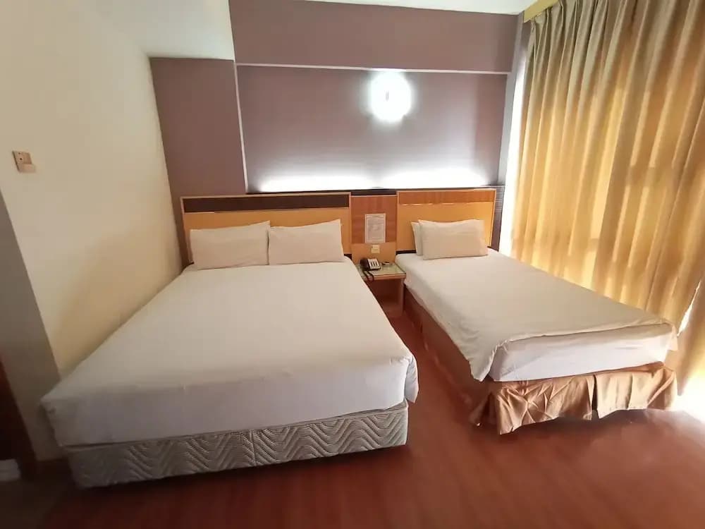 Oyo 89866 Houz Inn - photo 6